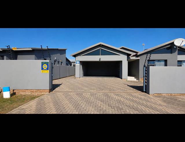 3 BEDROOM HOUSE FOR SALE IN BENDOR
